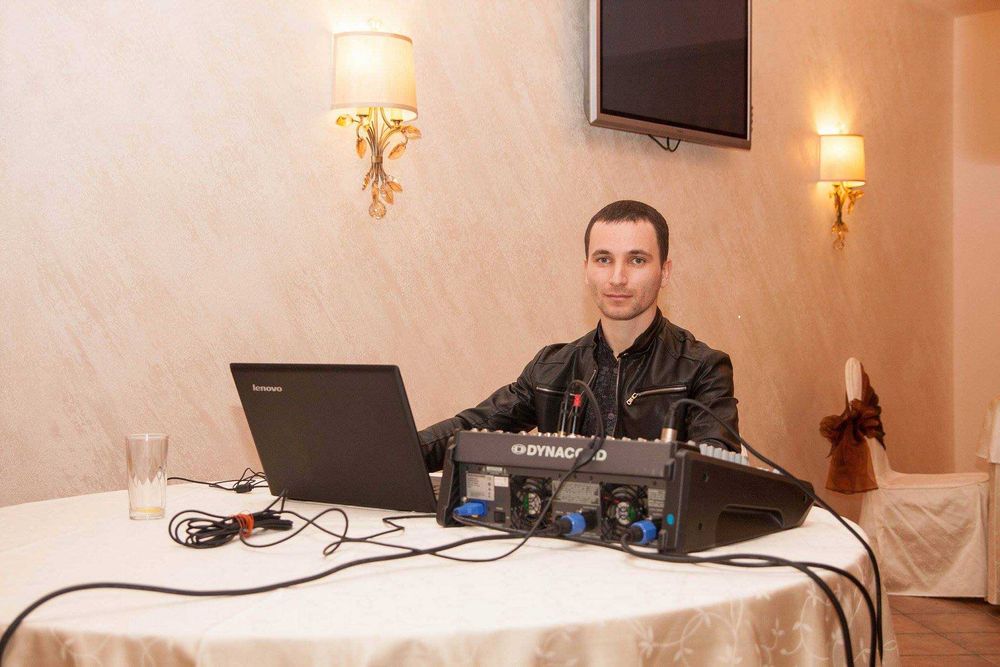 Dj botez Dj nunta Dj majorat Dj ieftin Dj Bucuresti Dj petrecere