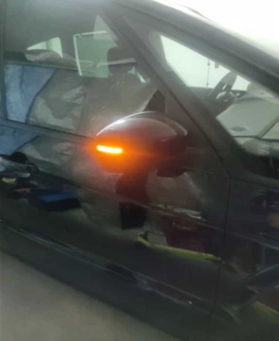 Динамични бягащи мигачи за огледалата за Форд Ford S-Max Kuga C-Max