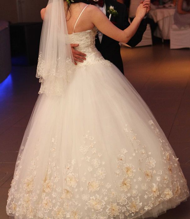 Rochie de mireasa - stil printesa