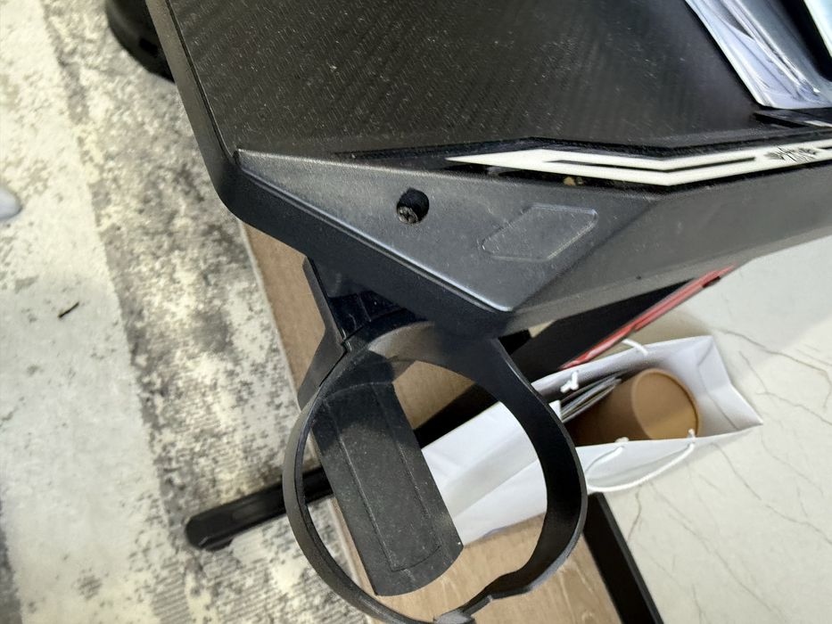 Стол компютерный