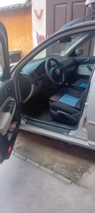 Vând Volkswagen Bora 1,9 TDI 116 cp an 2000