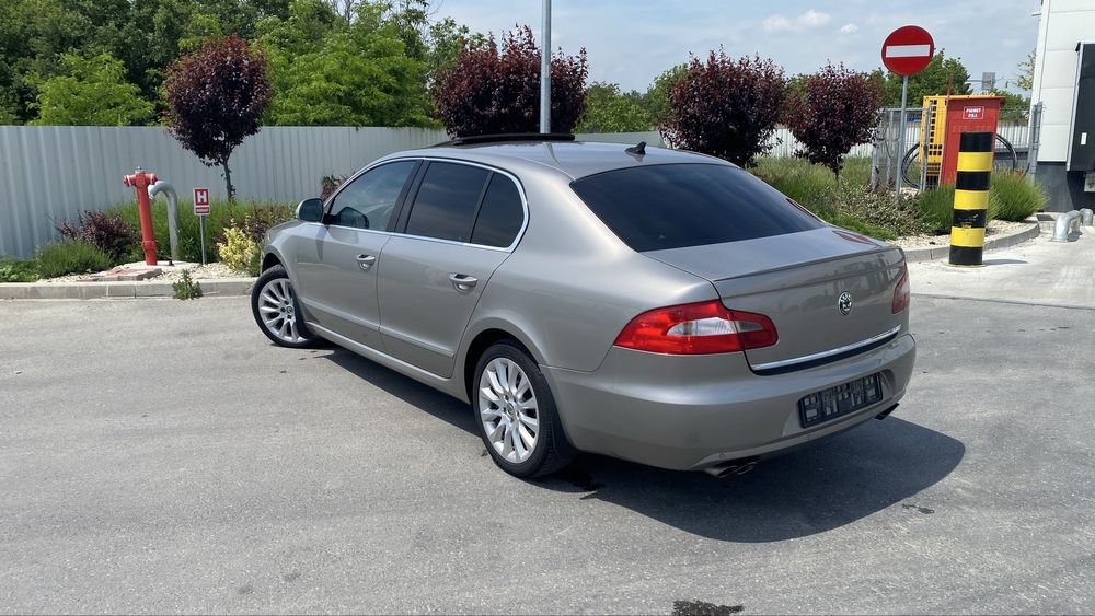 Vand / Schimb Skoda Superb Long R36 DSG 4x4 / Motor 3.6 V6 / Model 2013 / Trapa / Ventilatie / Sistem Muzica / PRET 9999€