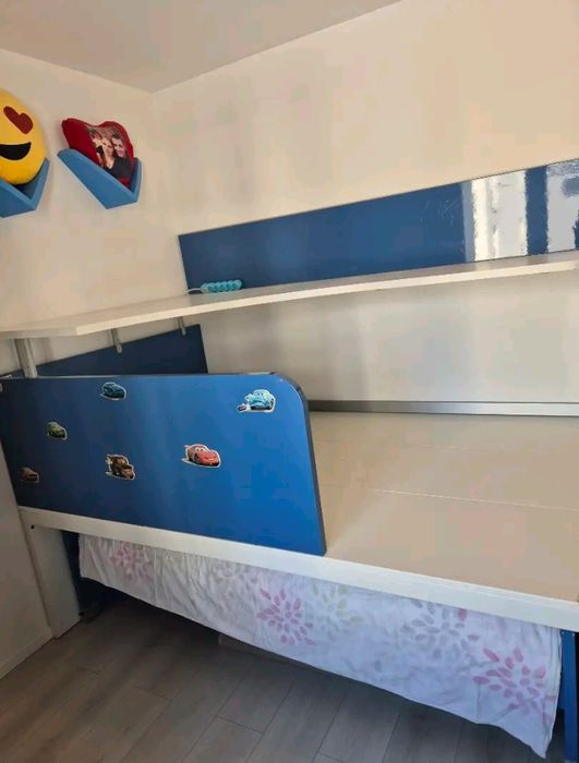 Pat camera copii  Ipotești