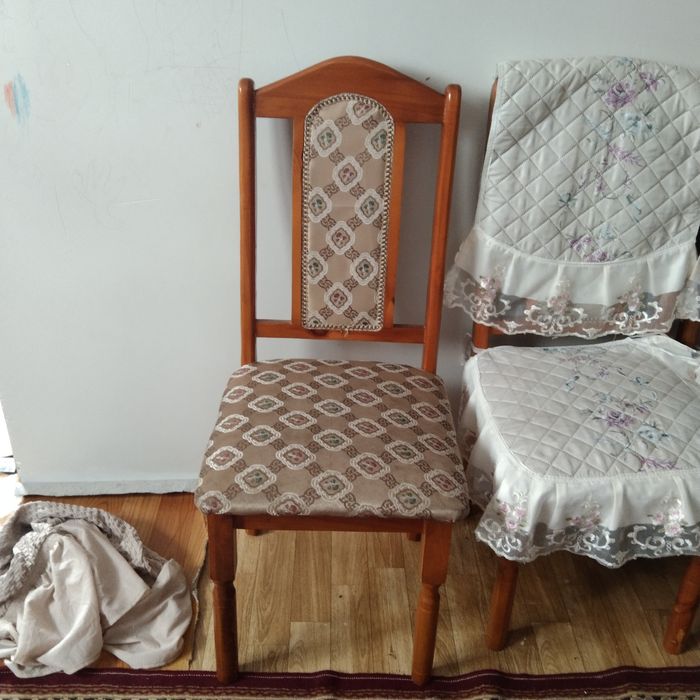 Орындық 12 штук.