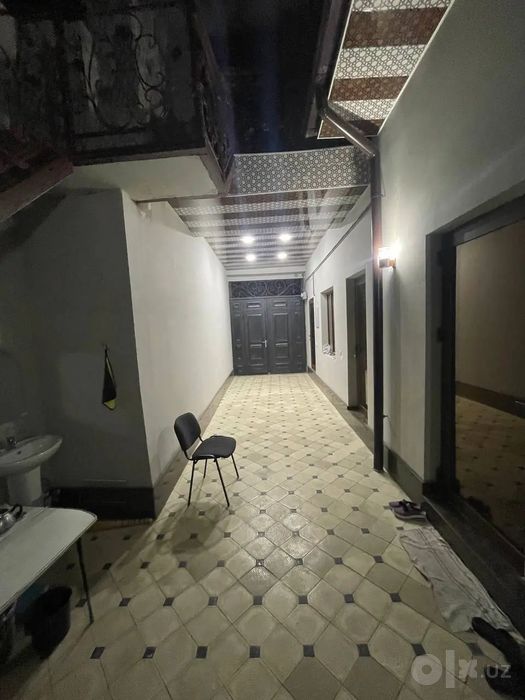 Chorsuda 4 honali 2 qavatli YANGI hovli