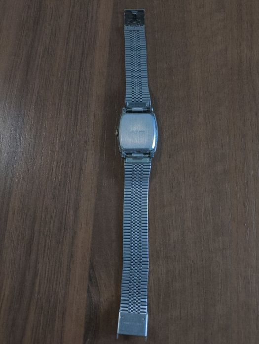 Оригинальные часы