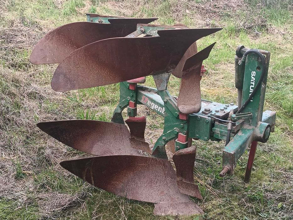 Plug 2 brazde, reversibil hidraulic