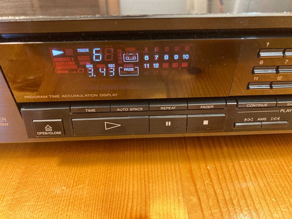 CD player Sony CDP-490