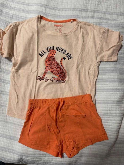 Дрехи за момичета  6-7.5г. 122/128р.