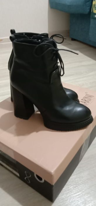 Женская обувь 37 размера