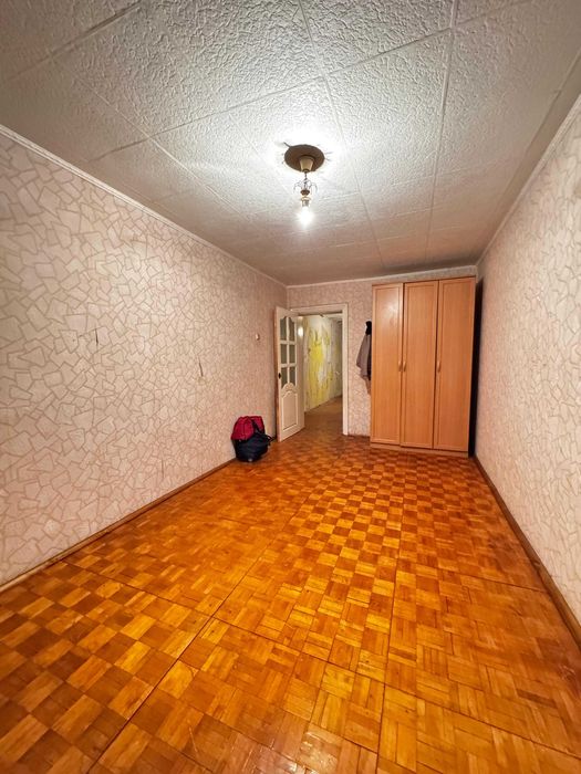 продам 3 комн кв. по ул.Ауэзова 24