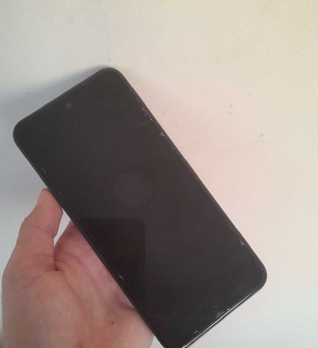 Tecno Spark 30C ideal holatdagisi