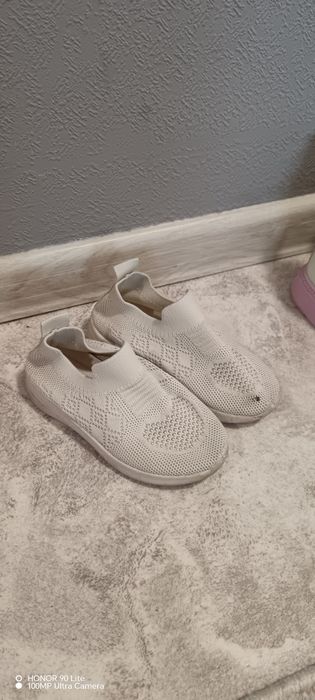 Отдам за фрукты обувь