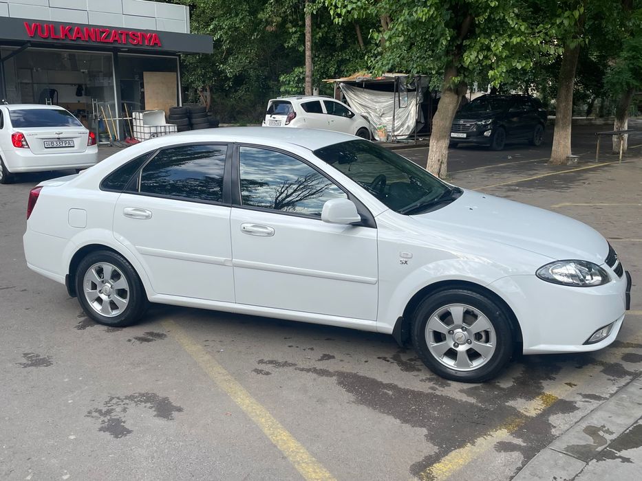 Chevrolet Lacetti 1- pozitsiya, yevro