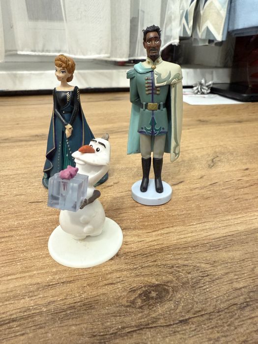 Эльза фигурки оригинал disney