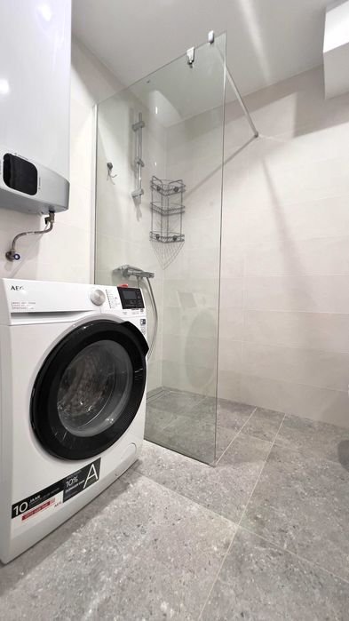 Дава се под наем Двустаен апартамент в Варна, Бриз - 70 кв.м за 750 € - Снимка #13