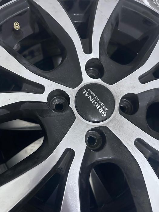 Продам комплект дисков