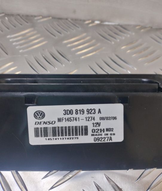 Grile ventilatie spate 3d0819923a Volkswagen VW Phaeton prima generat