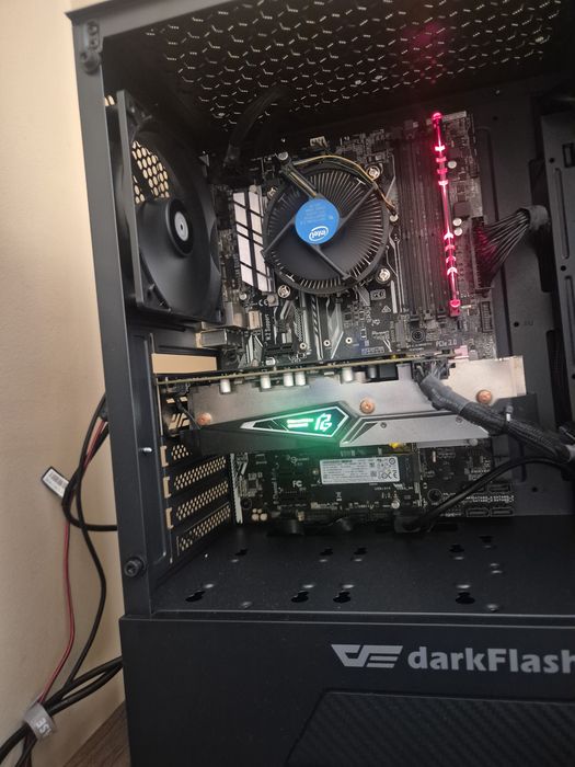 Настолен компютър