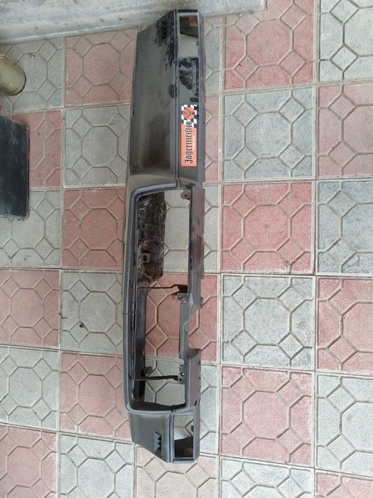 Панель торпедо Passat B2