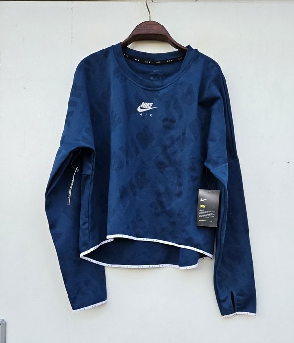 Nike оригинална дамска блузка нова  М размер