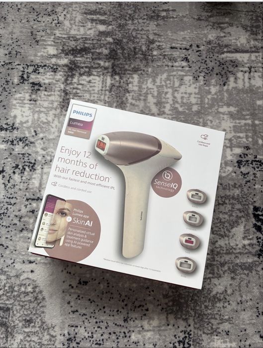 LUMEA 9900 НОВ фотоепилатор PHILIPS LUMEA 9900 без забележки перфектен