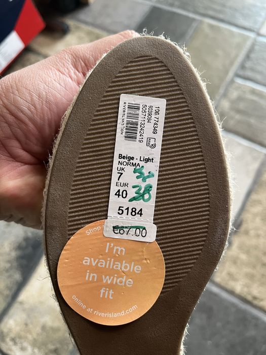 Sanda/Pantof River Island