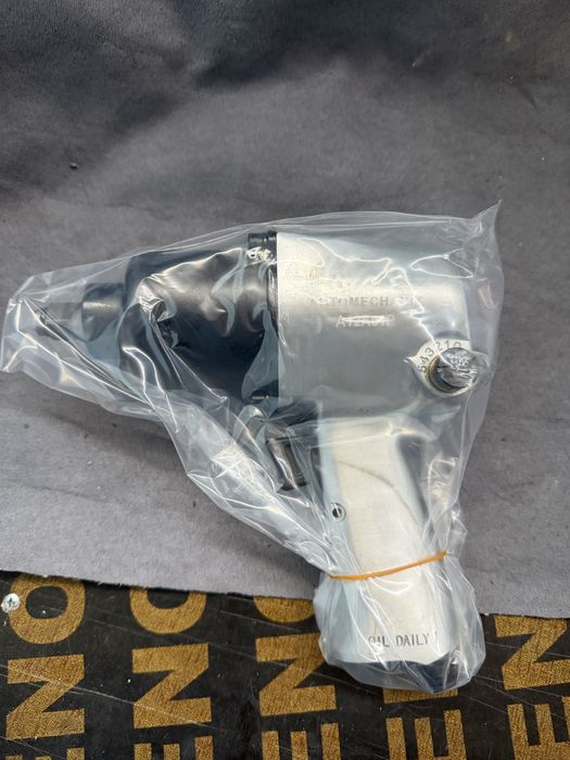 Гайковерт Чисто нов  660NM