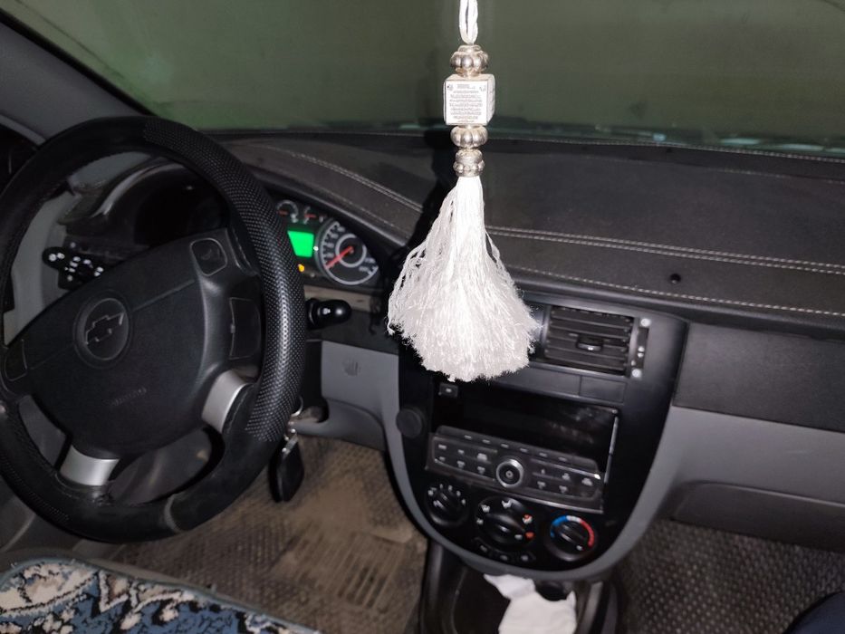 Chevrolet Jentra