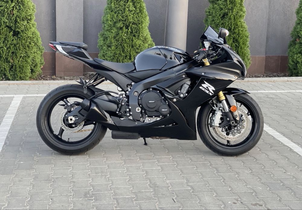 мотоцикл Suzuki 750куб