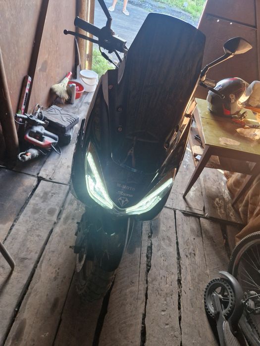 Продам скутер спорт вариатор