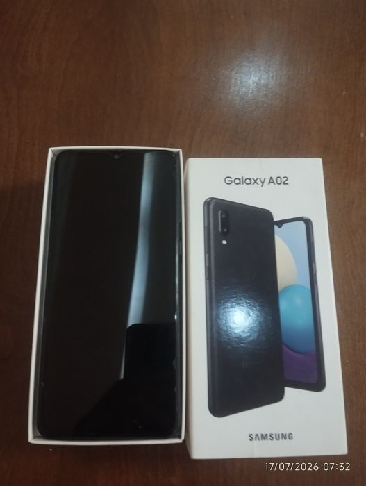 Samsung A02 holat ideal 32gb narxini kelishamz.