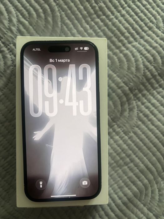 Продам айфон 14 про