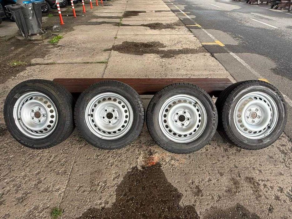 Set Roti complete cu anvelope C pentru VW Transporter T 6.T 5