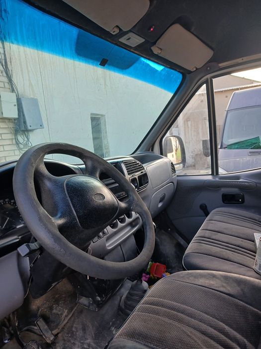 Ford tranzit 1996 perigon