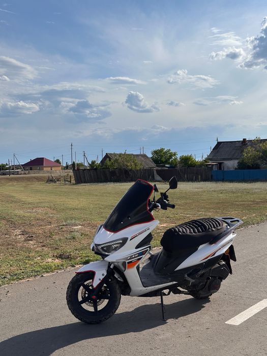 Скутер LI-YA 175cc