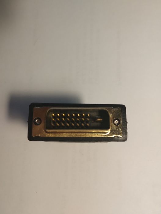 Adaptor de la HDMI la DVI