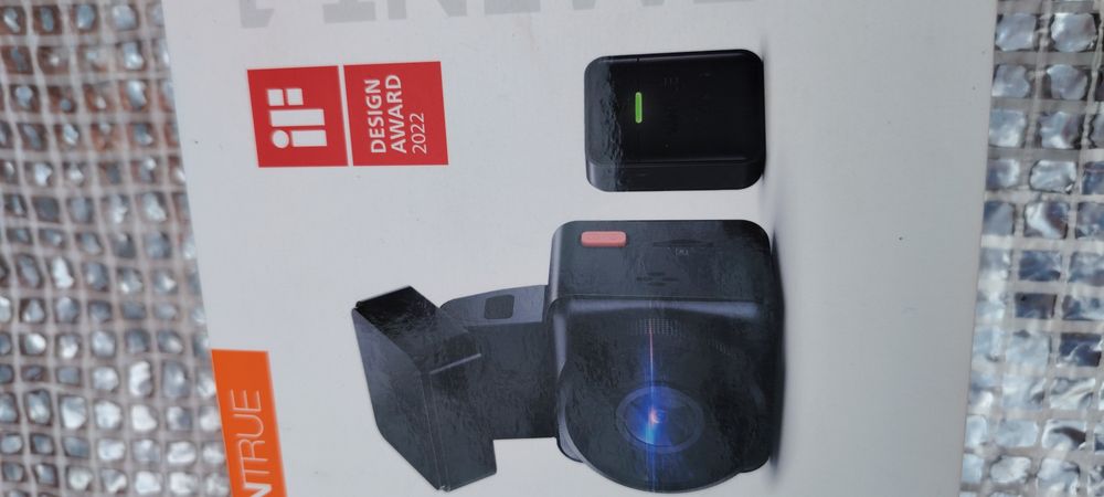 Vantrue cu telecomanda și comanda vocala.