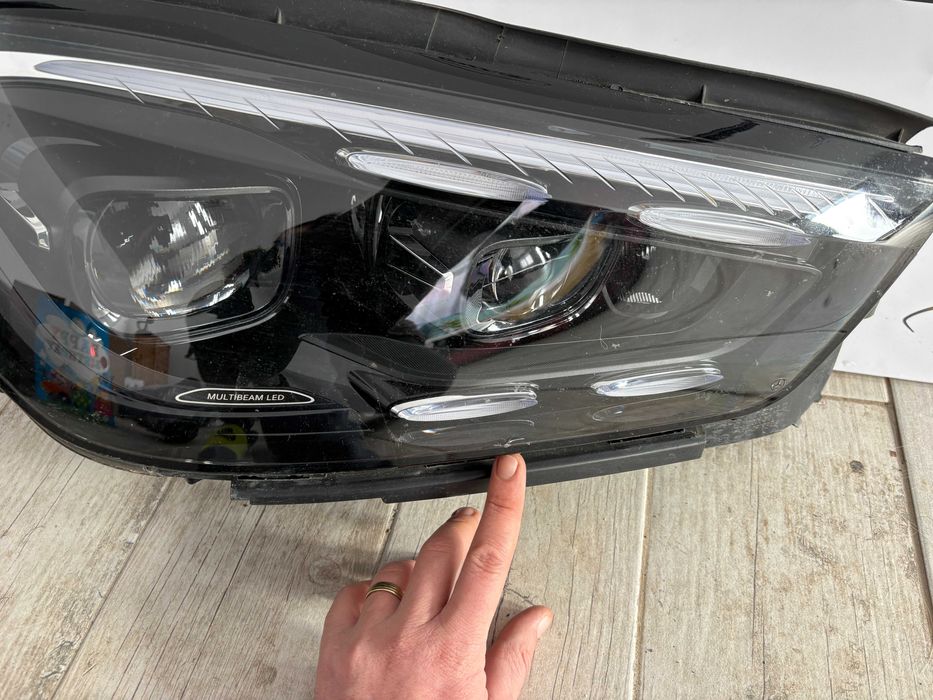 Far dreapta multibeam led Mercedes GLE W167 facelift cod A1679068409