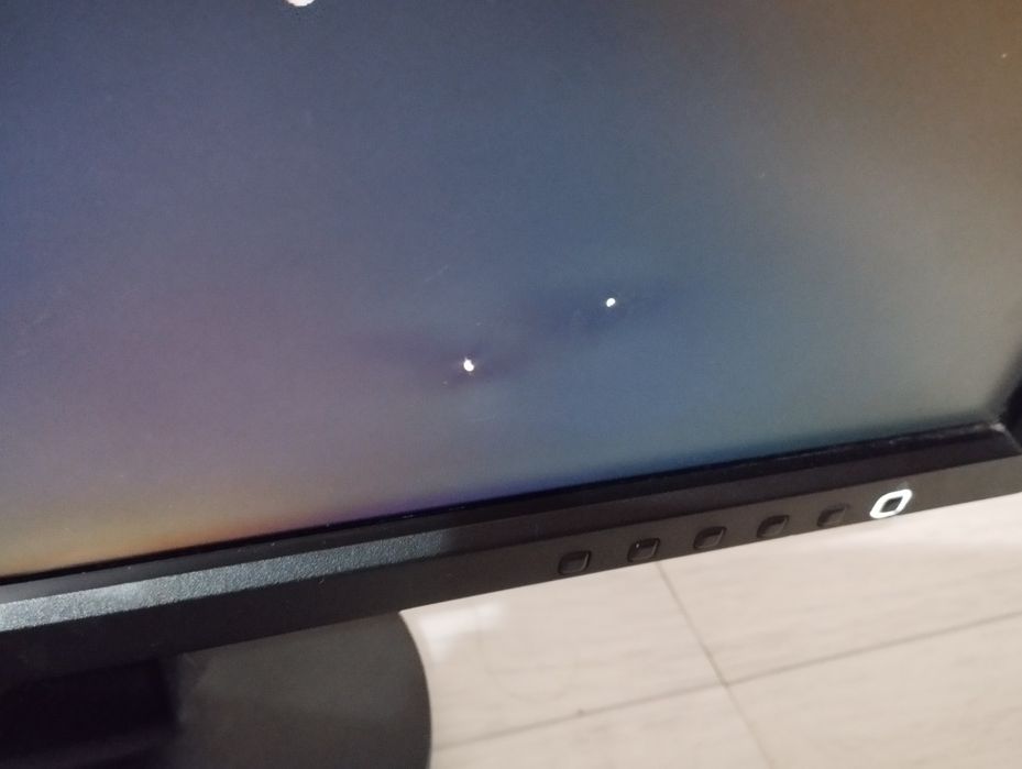 Монитор  LG  20 дюймов