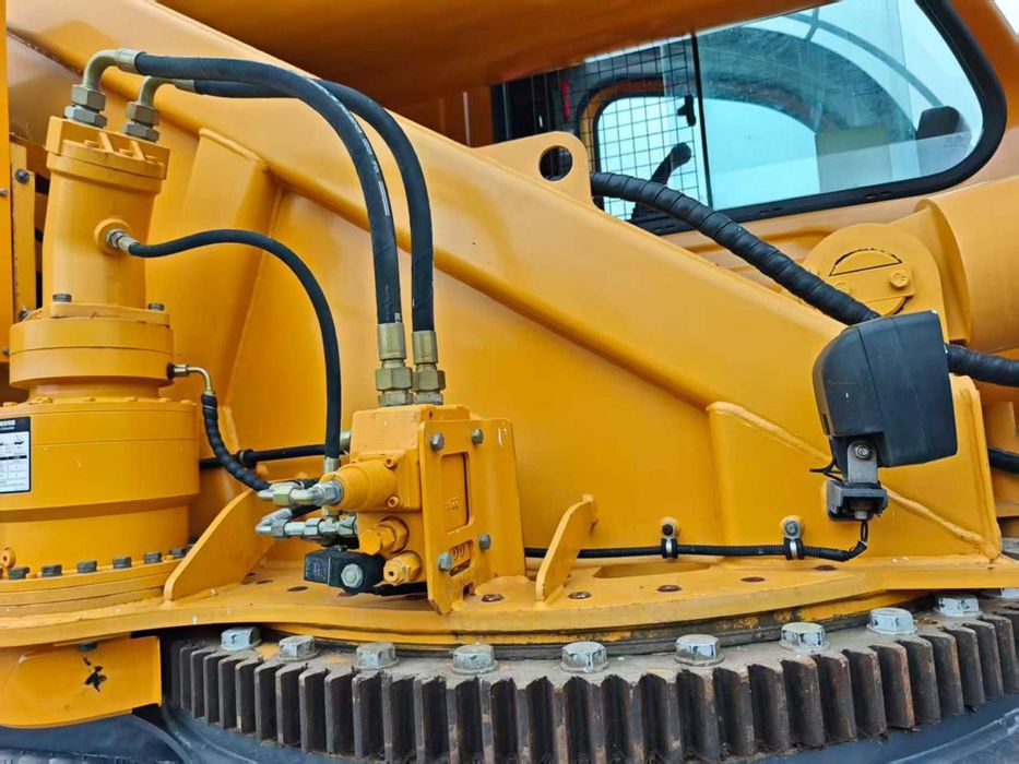 Автокран XCMG 25 тонн YQ25K5D