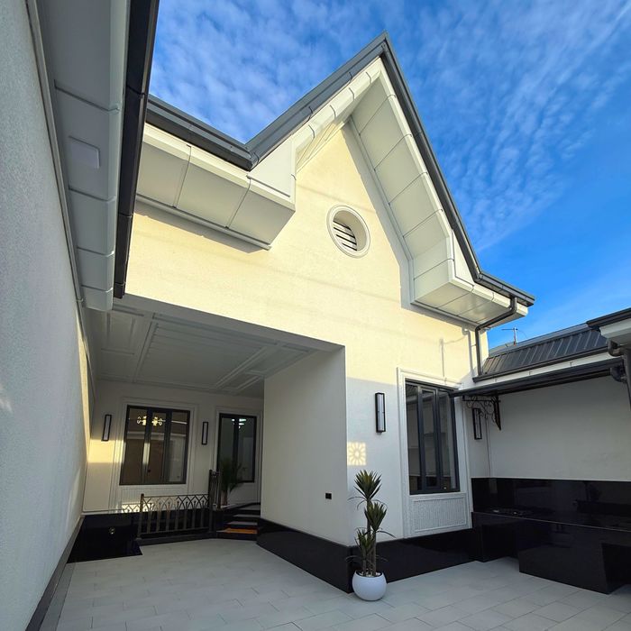 1,7 соток 4 хона +холл ПОД КЛЮЧ коттедж сотилади! Сергили т. Хонобод