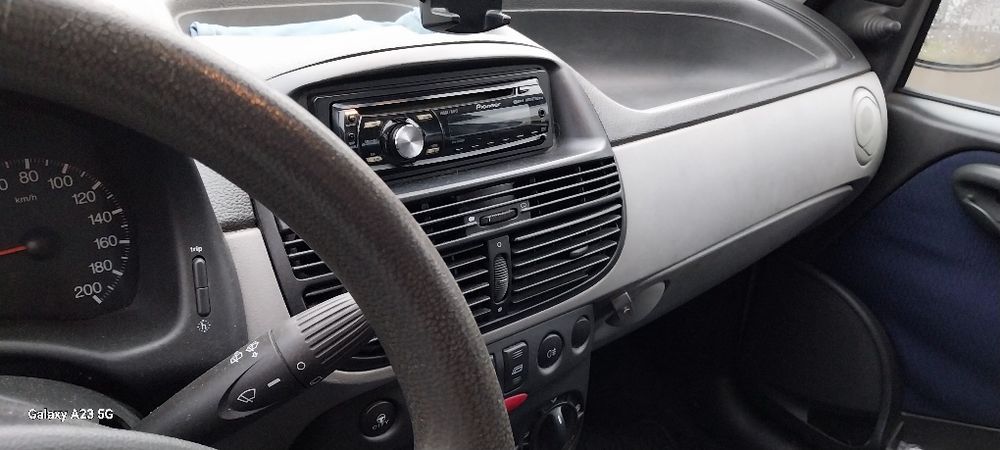 Фиат Пунто 1.2, 59кw, бензин .