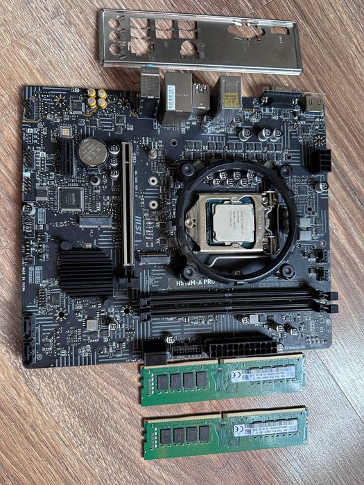 Игровой комплект/ MSI H510 + I5 10400f + 16 gb ddr4 2666mhz