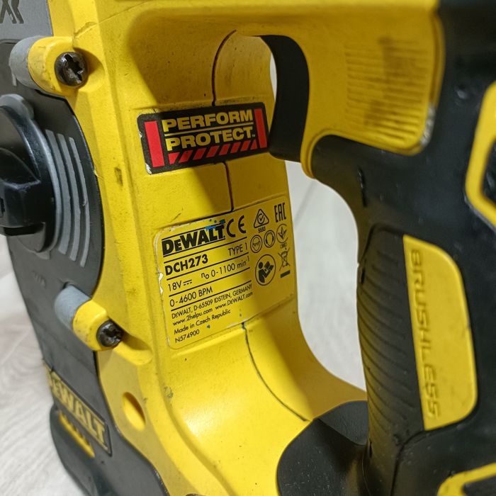 Rotopercutor Sds plus DeWalt DCH 273