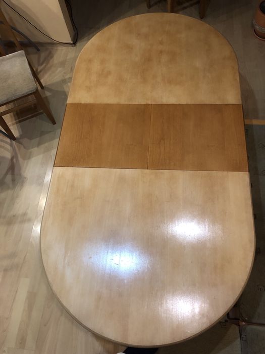 Дървена разтегателна маса