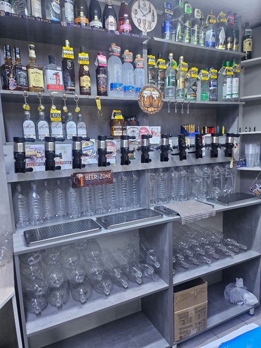 Мебель для пивного магазина