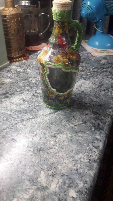 Бутылочки подарочные с дизайном