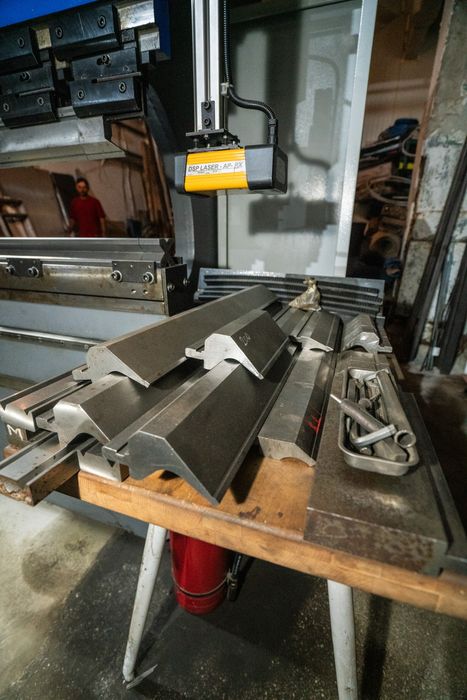 Abkant hidraulic CNC 135T, 3200 mm  Durma, Amada, Trumph