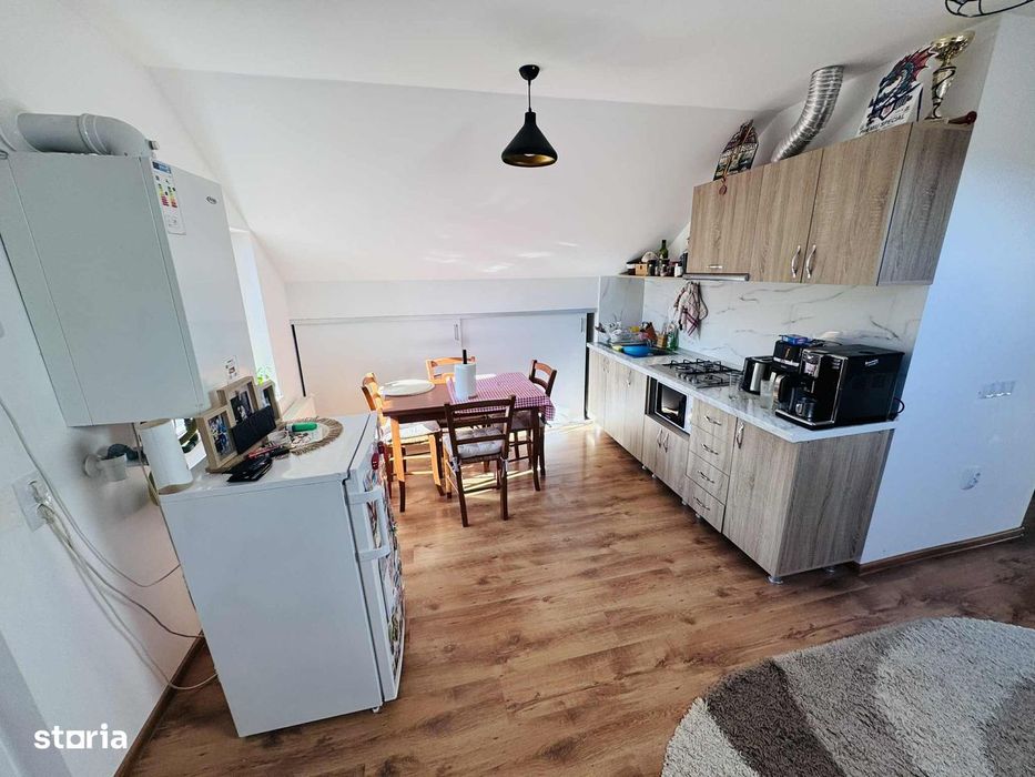 Apartament 2 camere si living in vila de inchiriat 260 eur cu parcare